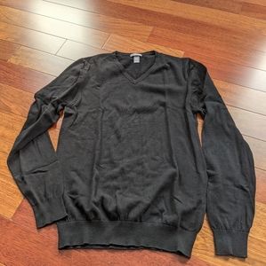 H&M BLACK V NECK SWEATER